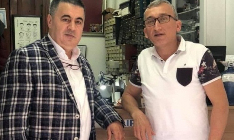 Başkan Akdeniz odamız üyesi Gökyer İletişim firması sahibi Selim Gökyer’i iş yerinde ziyaret etti. 