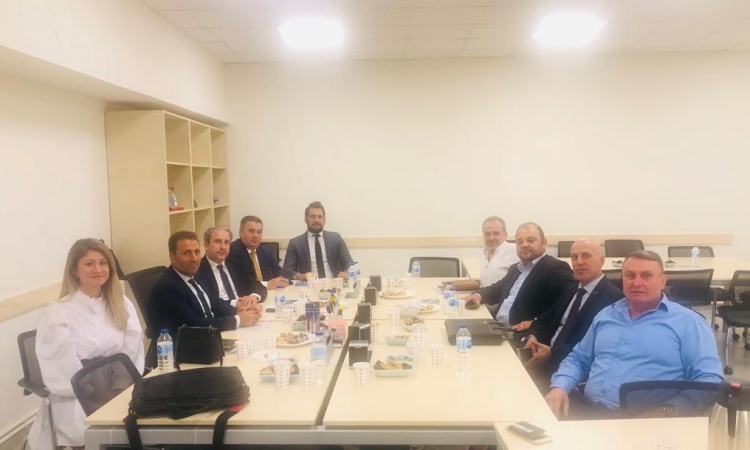 Başkanımız Yılmaz Akdeniz Karabük ilinde Tedaş ve Başkent Elektrik Dağıtım A.Ş yetkilileri ile gerçekleşen toplantıya katıldı. 