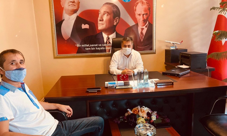 74Medya.com haber sitesi sahibi gazeteci Turhan Öztürk odamızı ziyaret etti. 