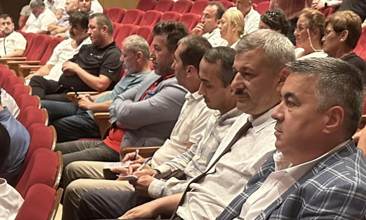 Akdeniz, Bartın Irmağı Islahı Projesi Bilgilendirme Toplantısına katıldı